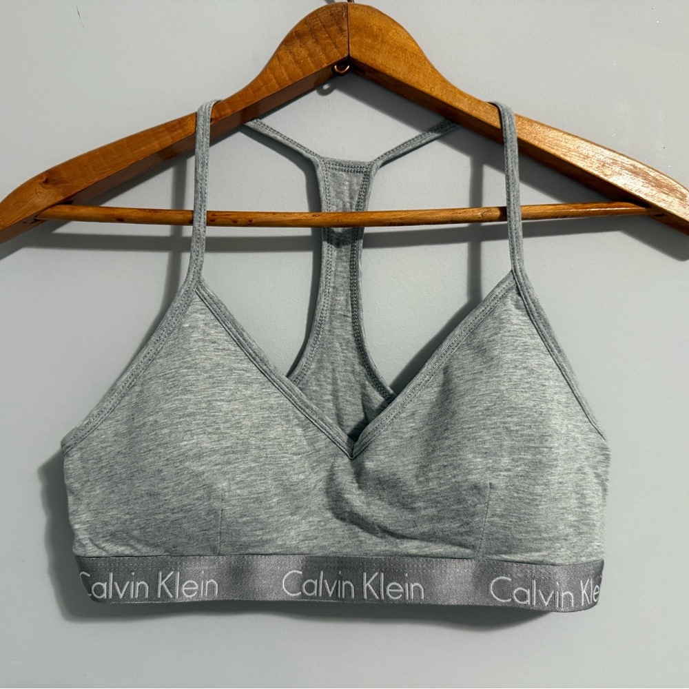 Calvin Klein Women’s Motive Cotton Lightly Lined Bralette